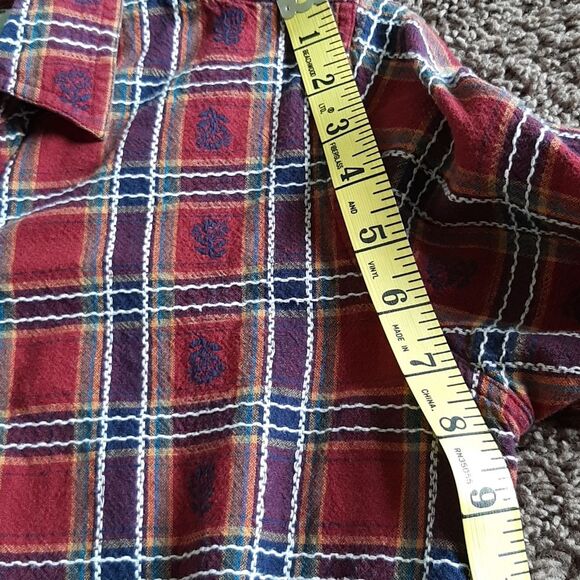Cabin Creek Embroidered Red Botton Down Shirt Ps - Picture 6 of 7